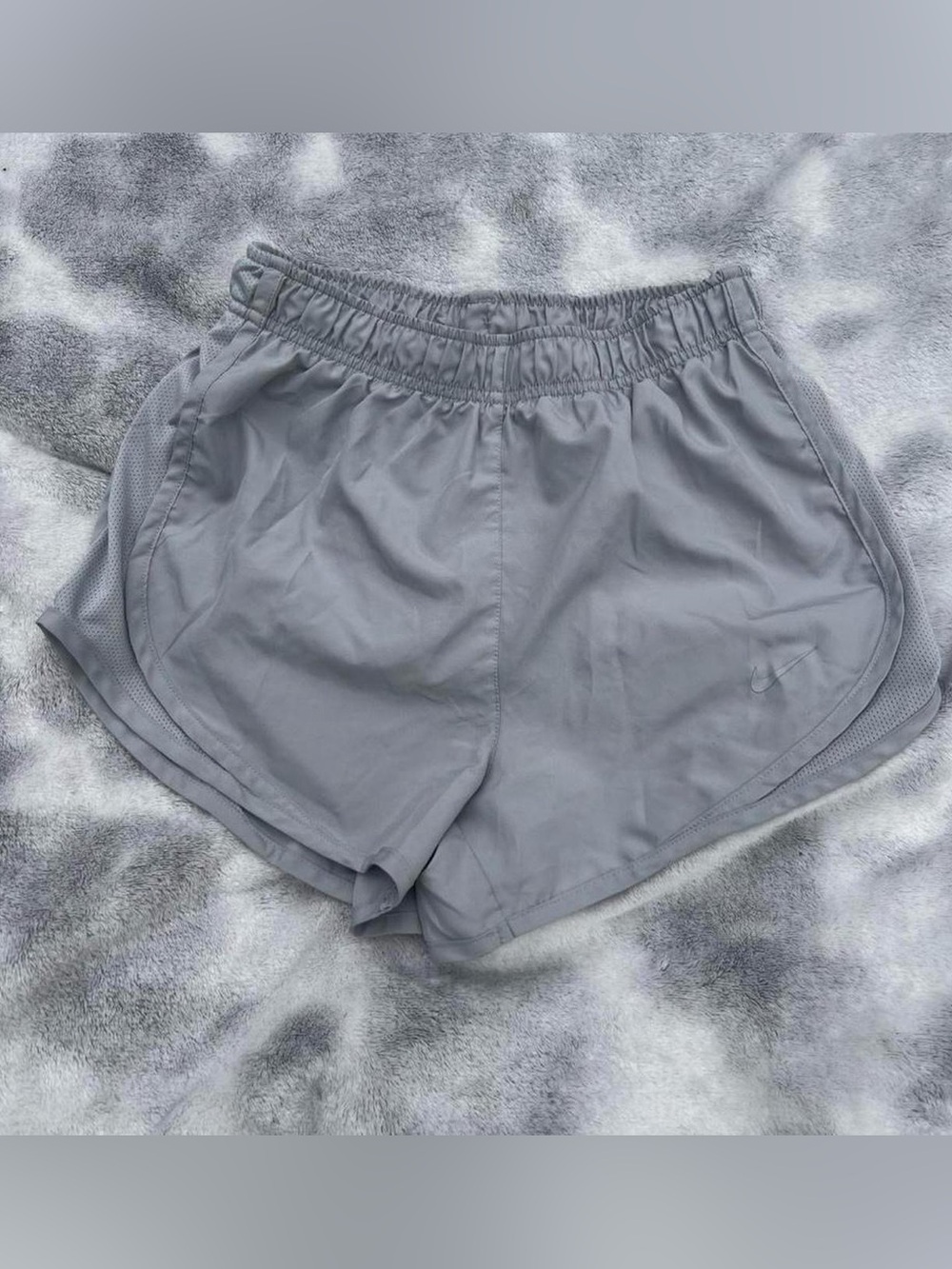 Nike Women's Light Gray Athletic Running Shorts